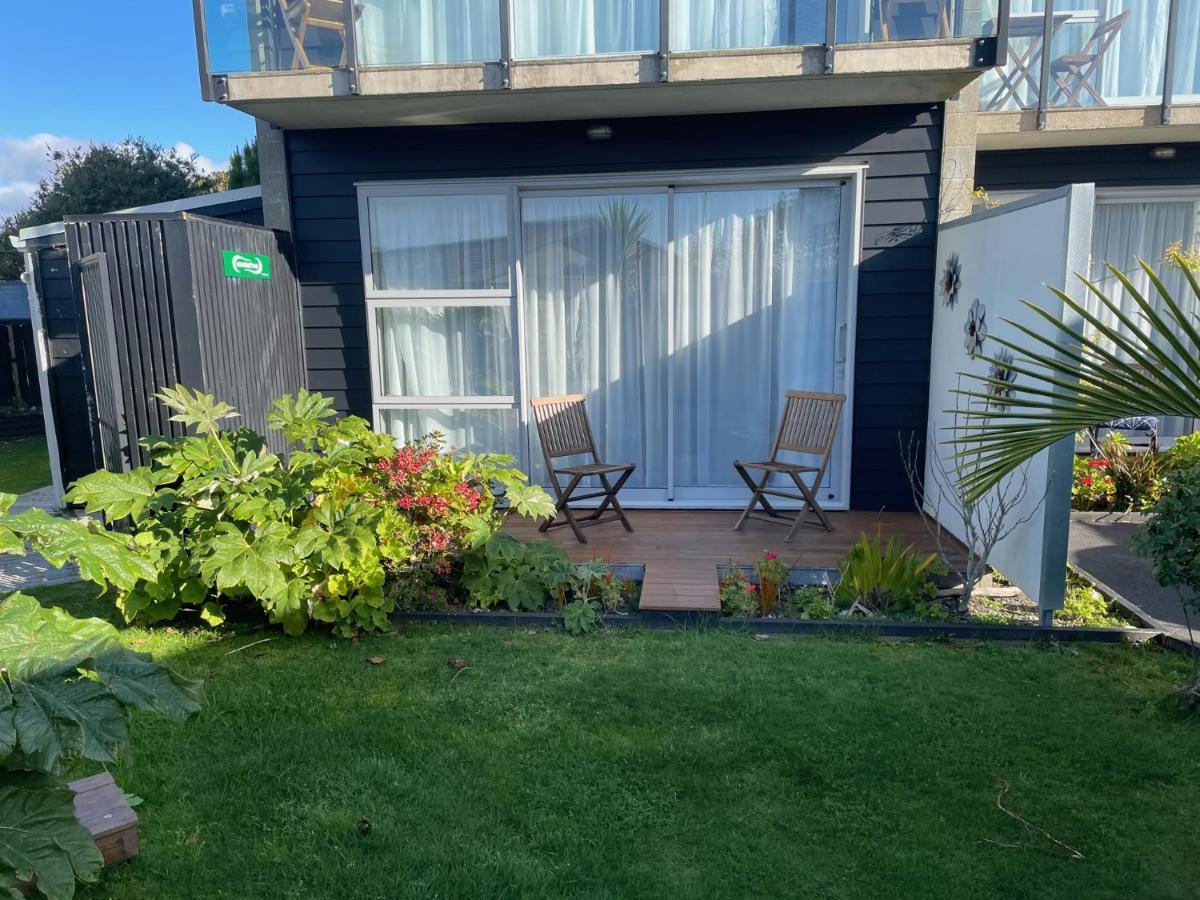 Carters By The Sea Beachside Studio Apartments Carters Beach Exterior foto